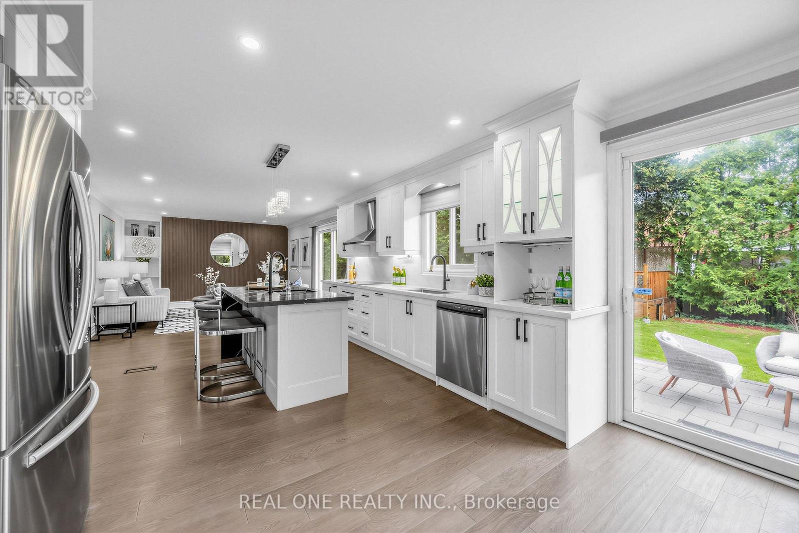 52 Fenwick Crescent Property Photo 15