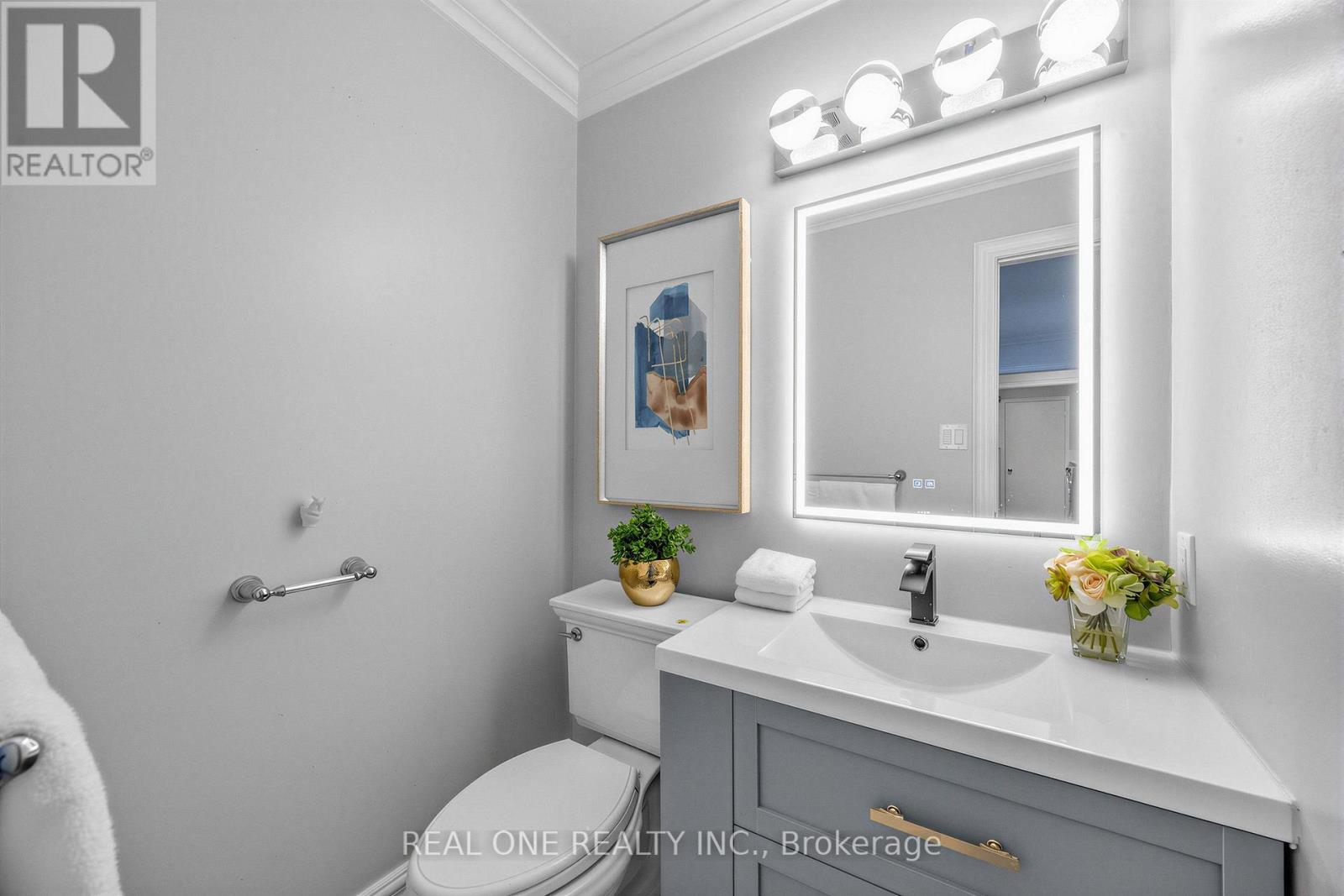 52 Fenwick Crescent Property Photo 24