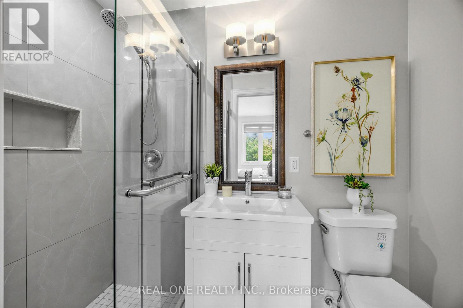 52 Fenwick Crescent Property Photo 37