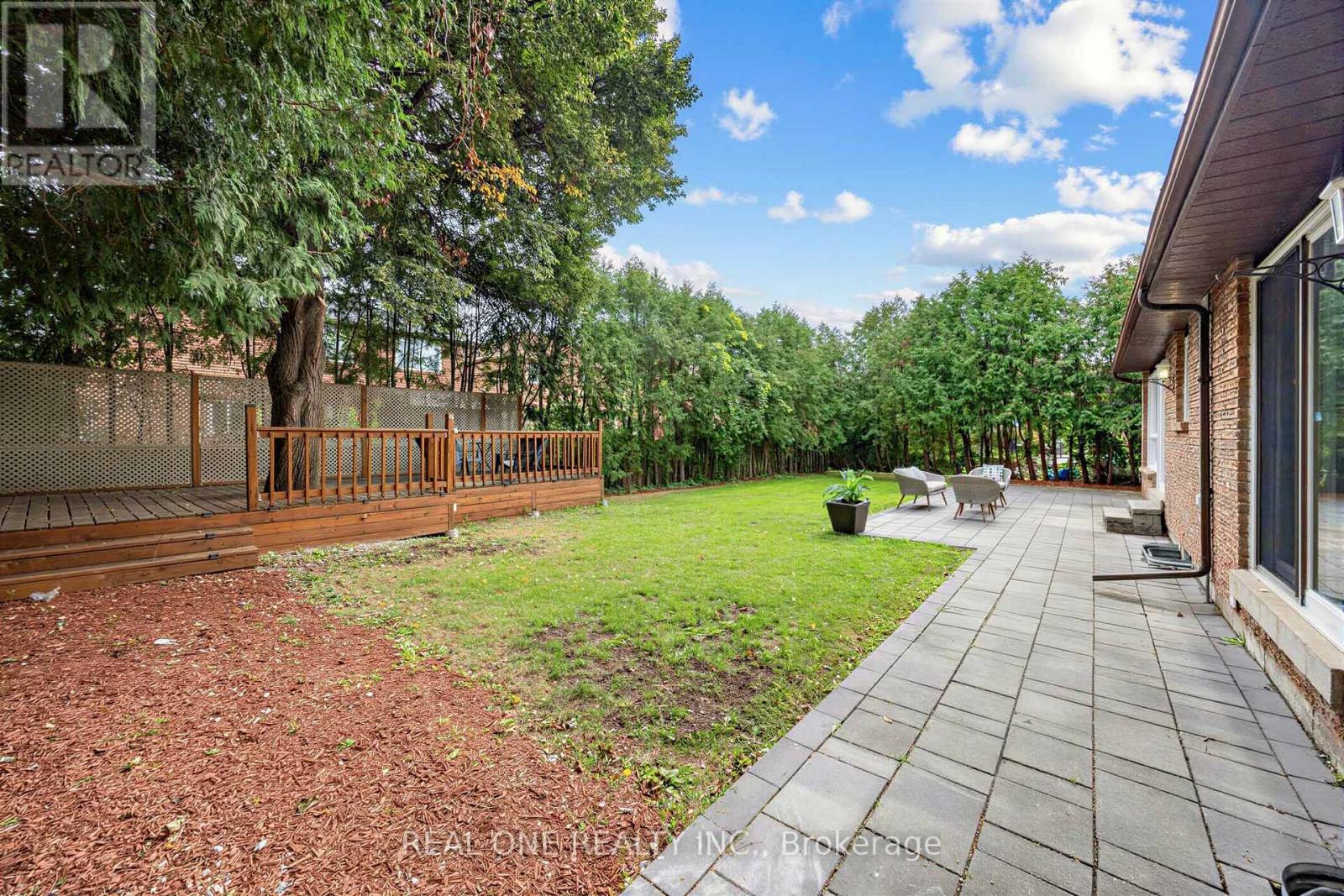52 Fenwick Crescent Property Photo 45