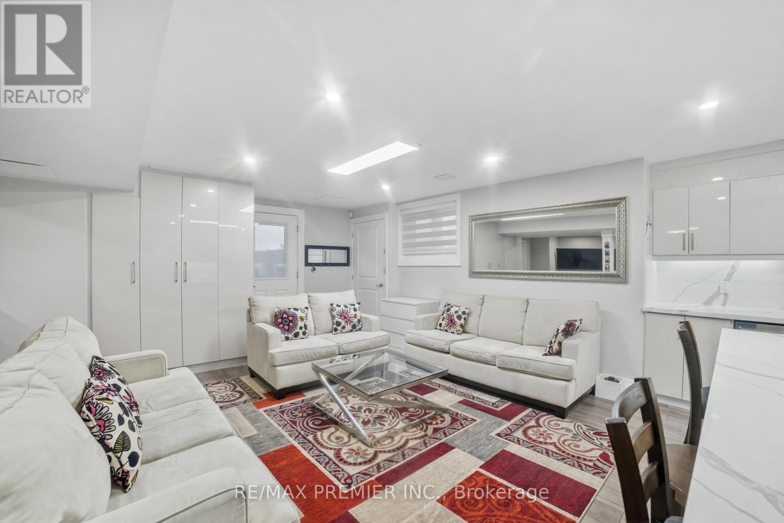 2180 King Vaughan Road S Property Photo 21
