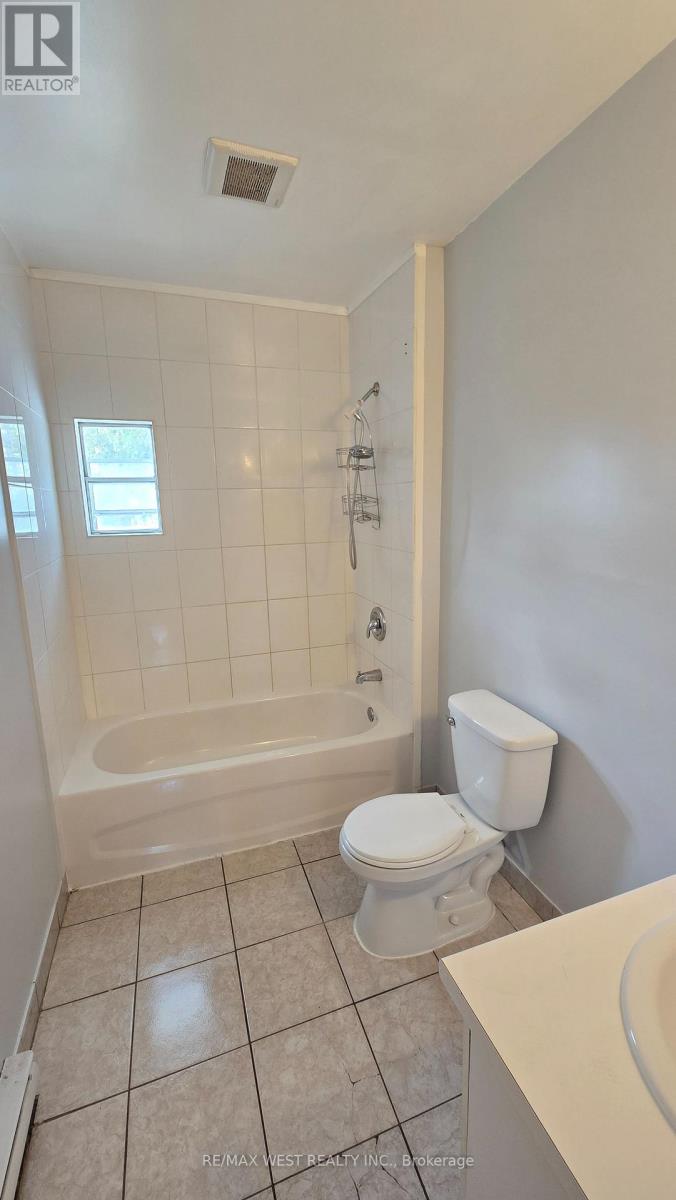 3 - 1270 Maple Road Property Photo 7