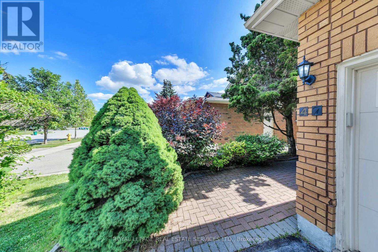 47 Velvet Crescent Property Photo 5