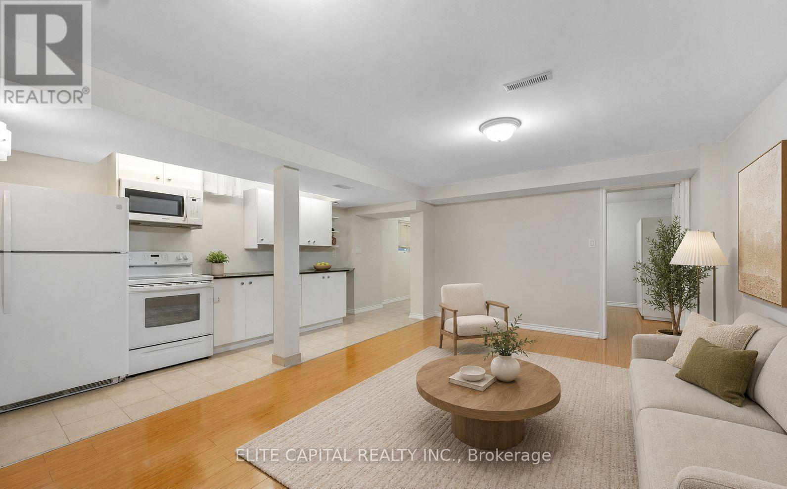 66 Carrier Crescent Property Photo 4