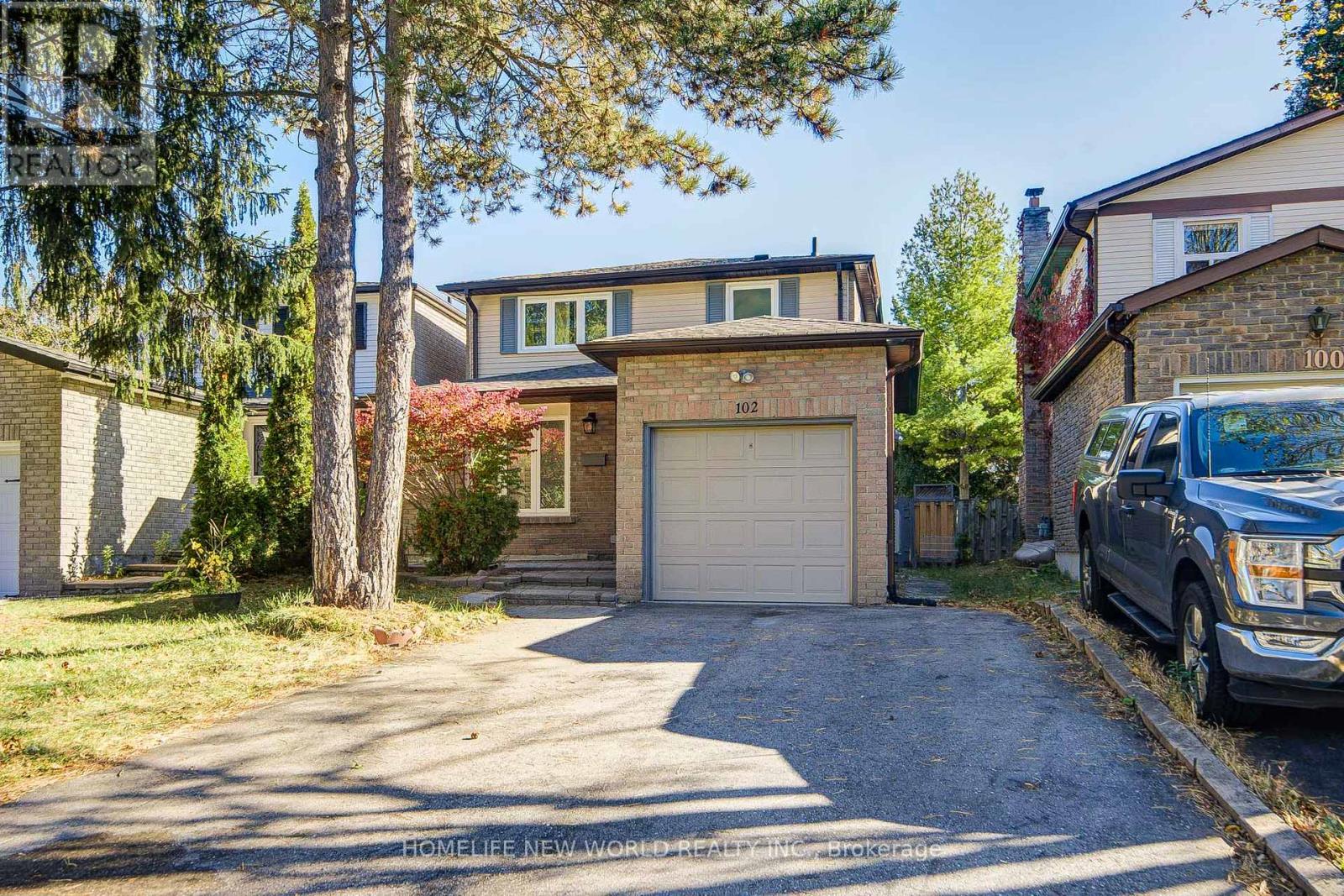 102 Madsen Crescent Property Photo 1