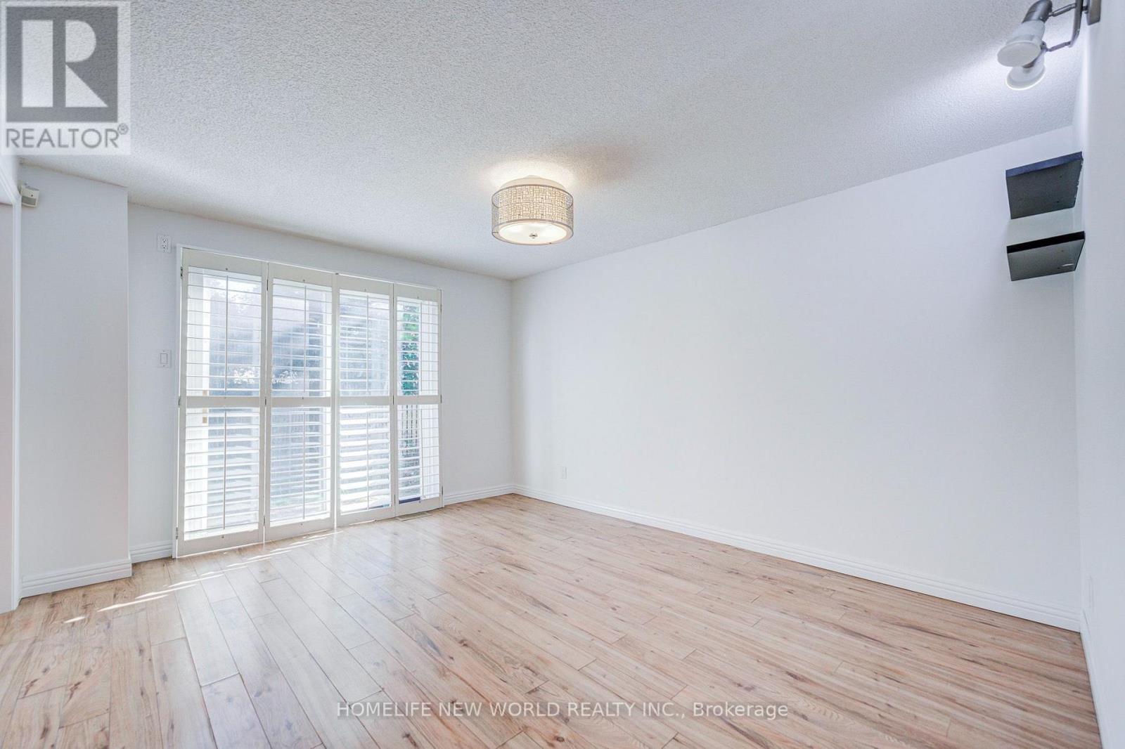 102 Madsen Crescent Property Photo 24