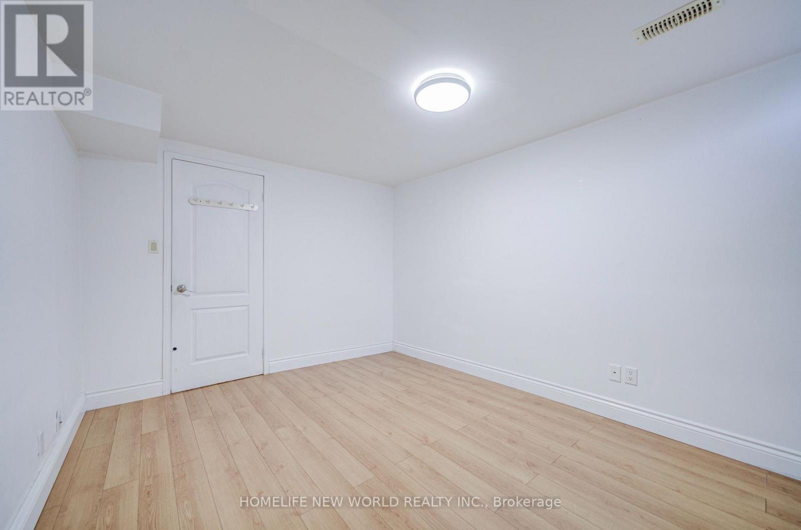102 Madsen Crescent Property Photo 45