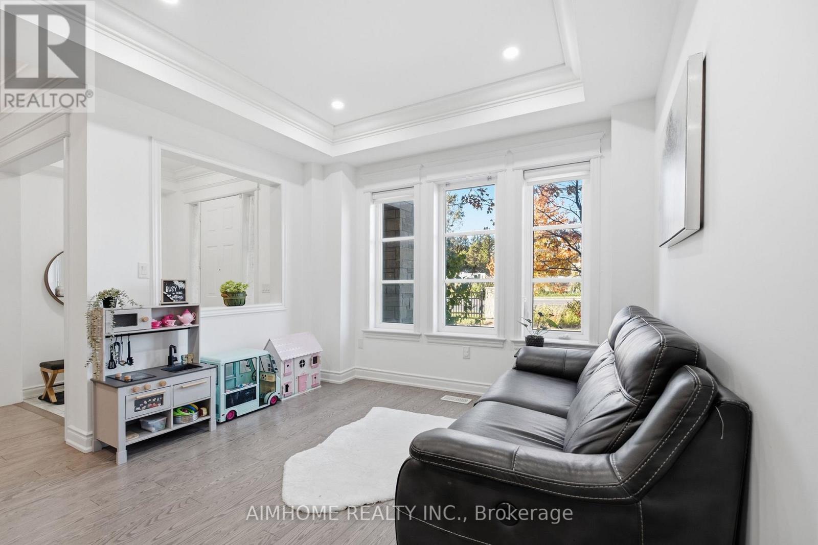 15 Calamint Lane Property Photo 6