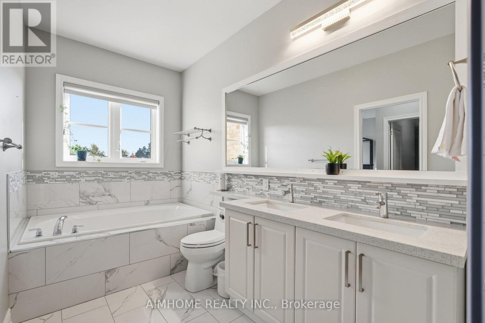 15 Calamint Lane Property Photo 33