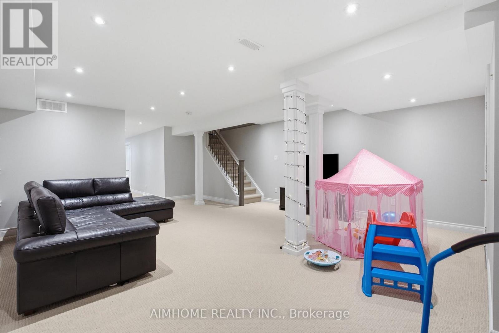 15 Calamint Lane Property Photo 45
