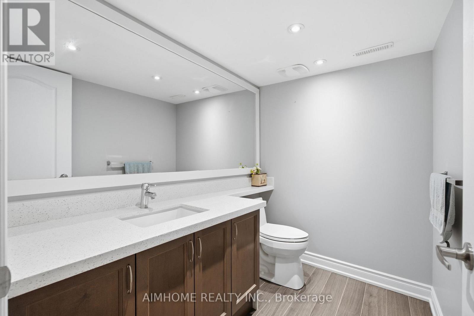 15 Calamint Lane Property Photo 48