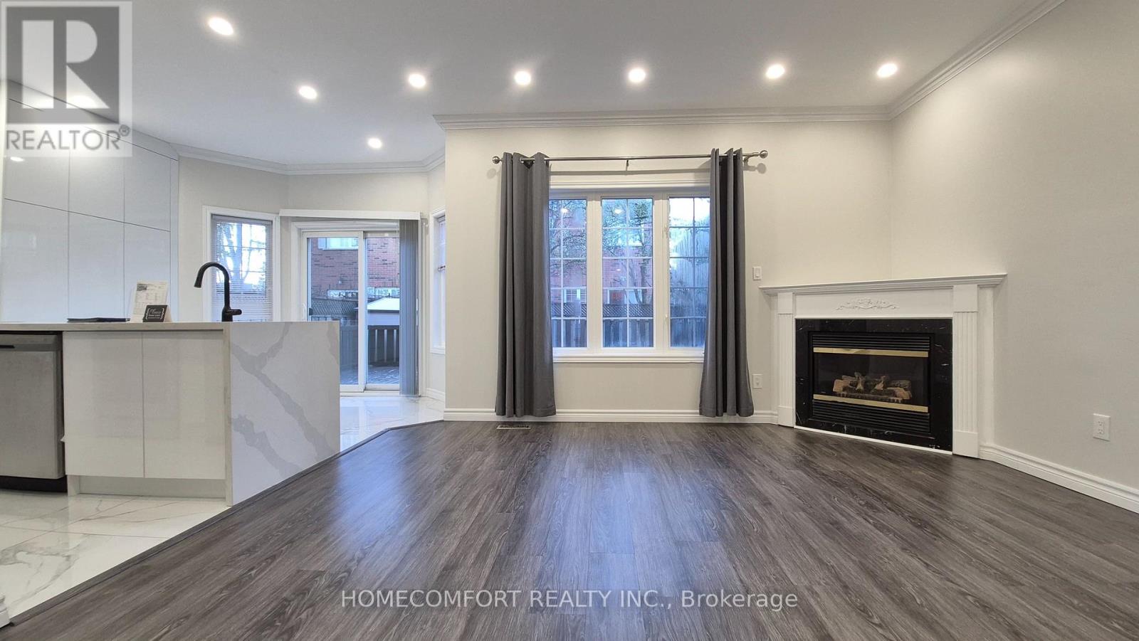 4 Caymus Street Property Photo 4