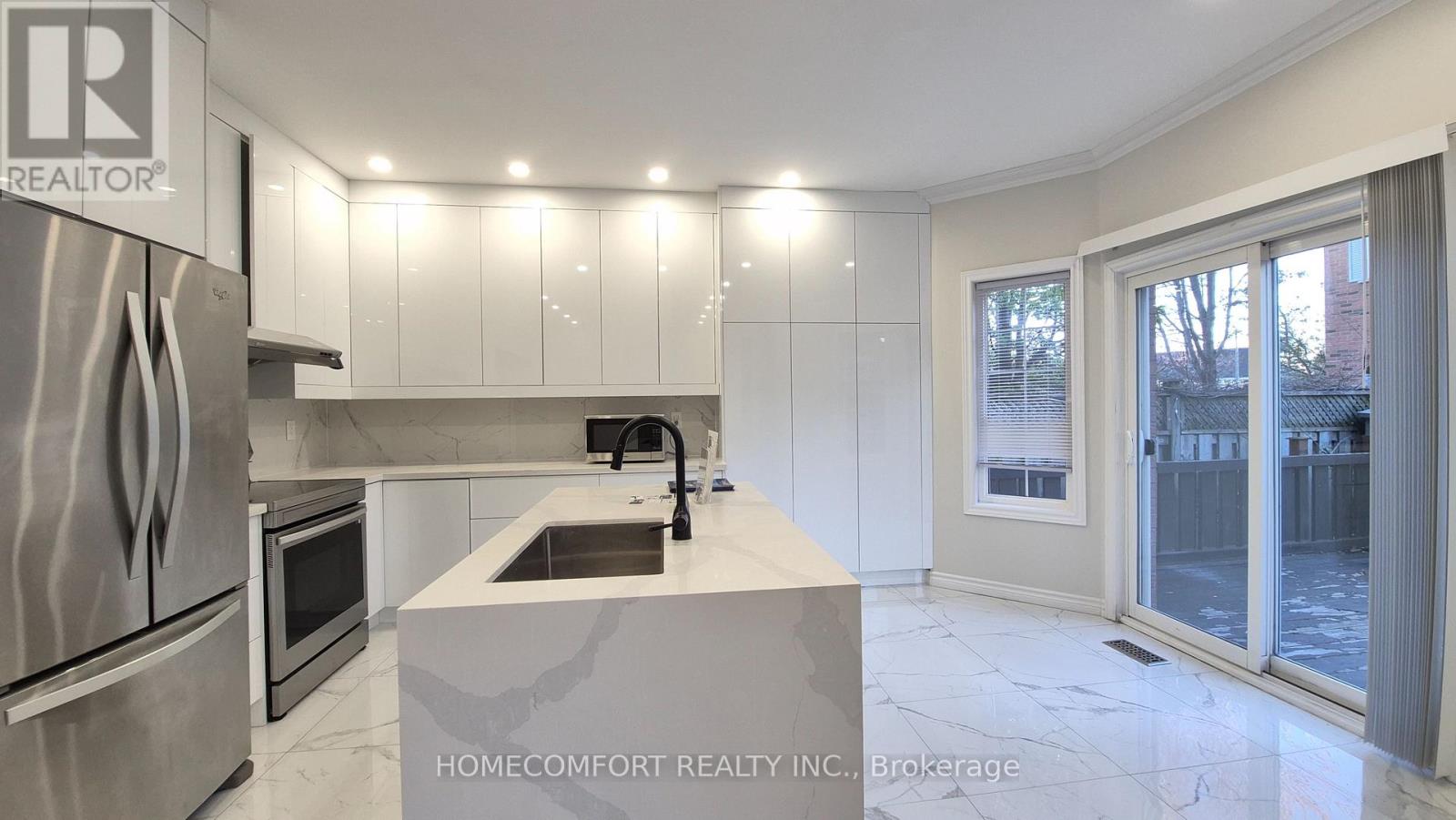 4 Caymus Street Property Photo 8