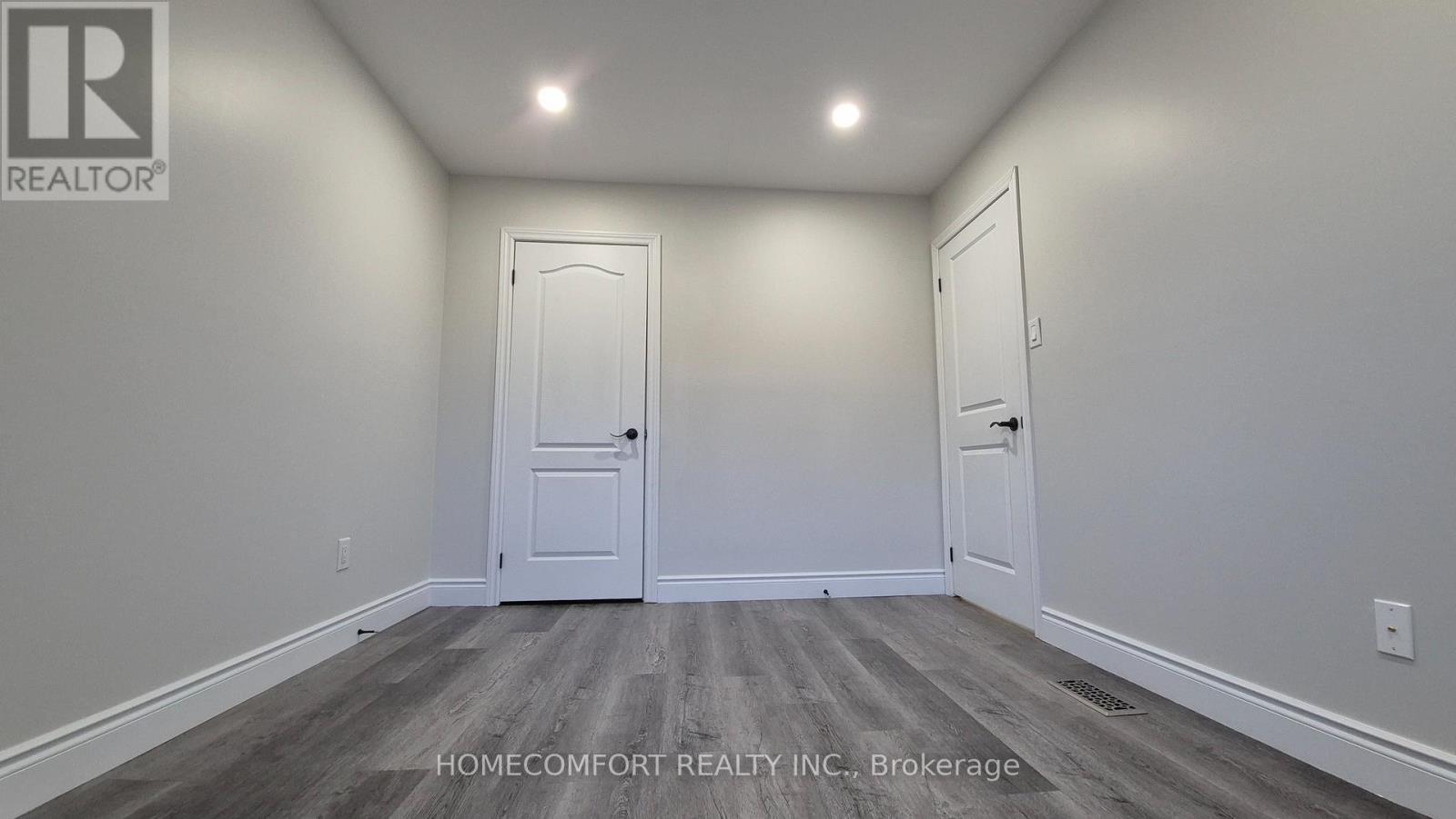 4 Caymus Street Property Photo 24