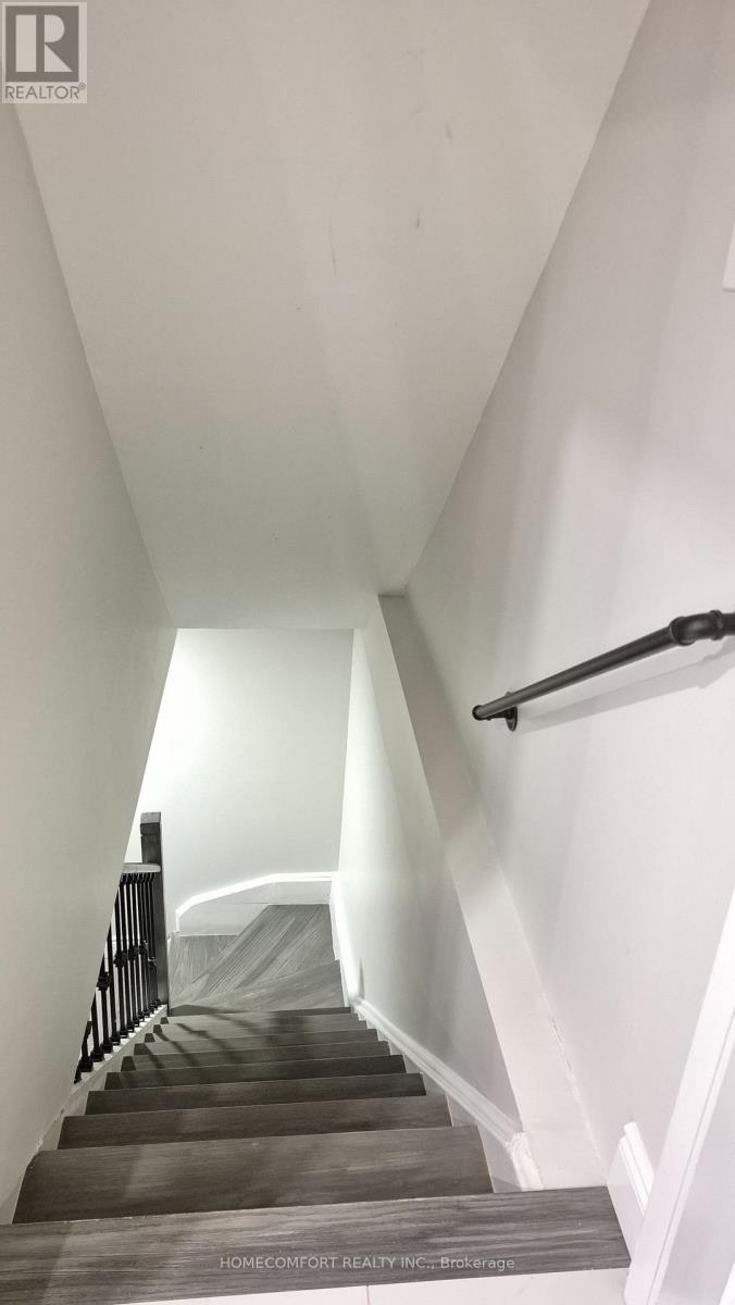 4 Caymus Street Property Photo 28