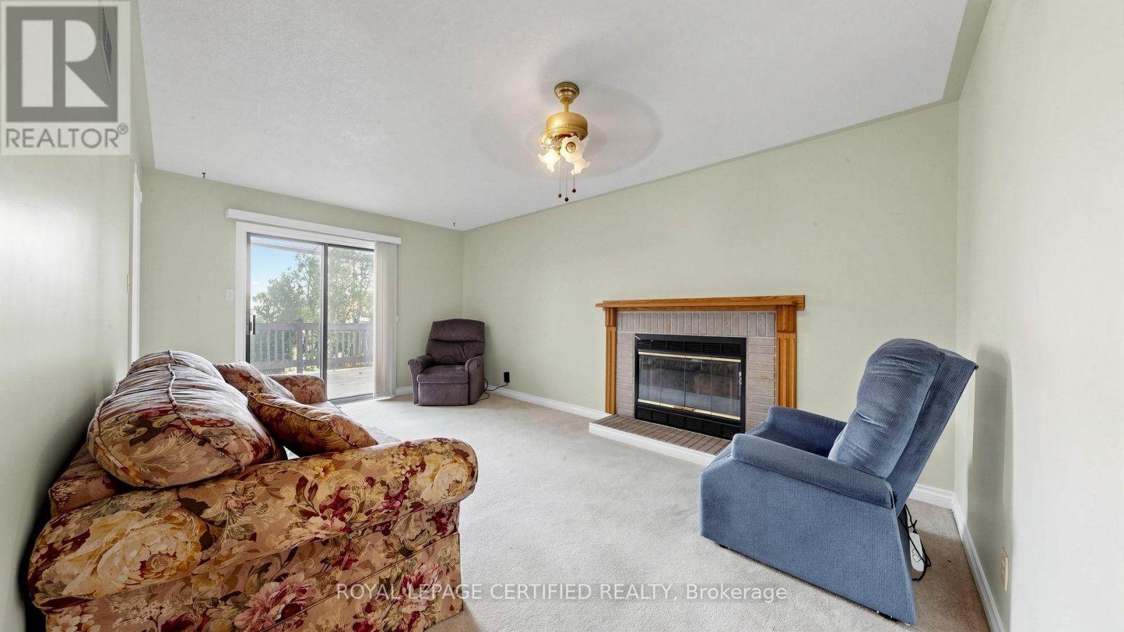 2 Gres Court Property Photo 8