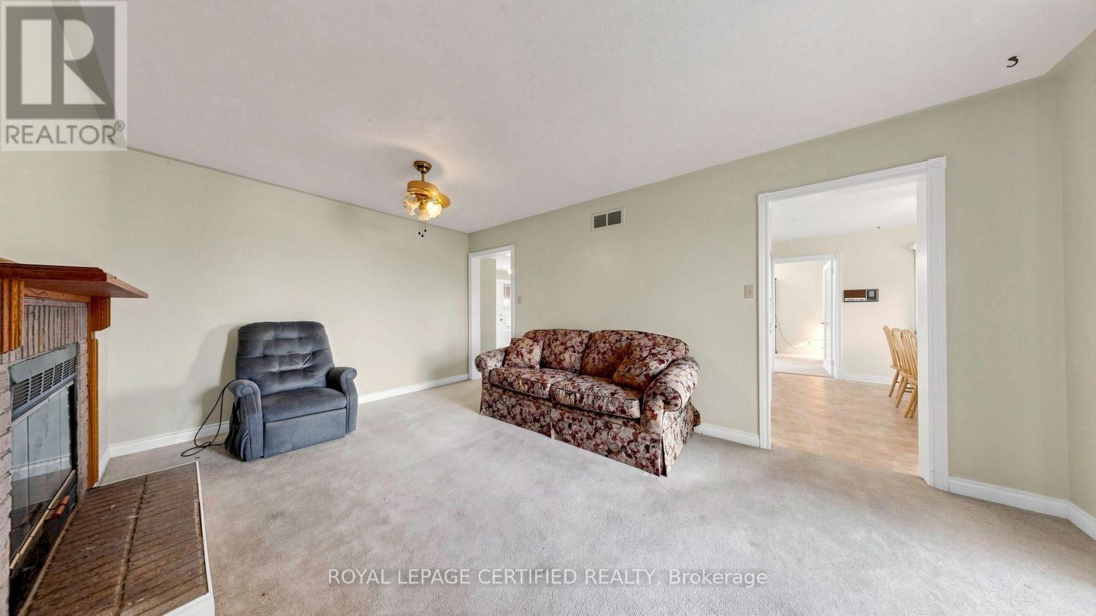 2 Gres Court Property Photo 10