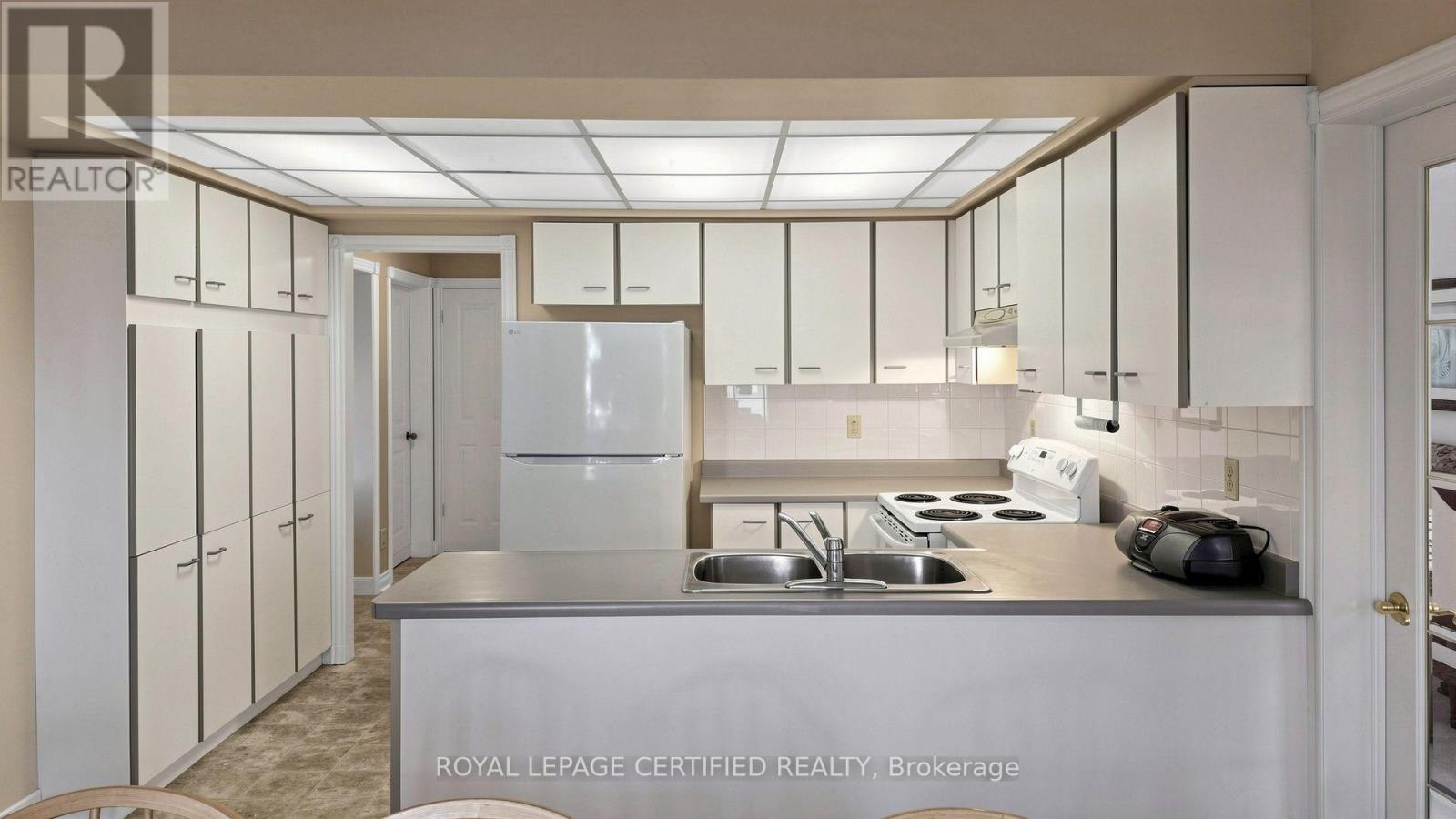 2 Gres Court Property Photo 19