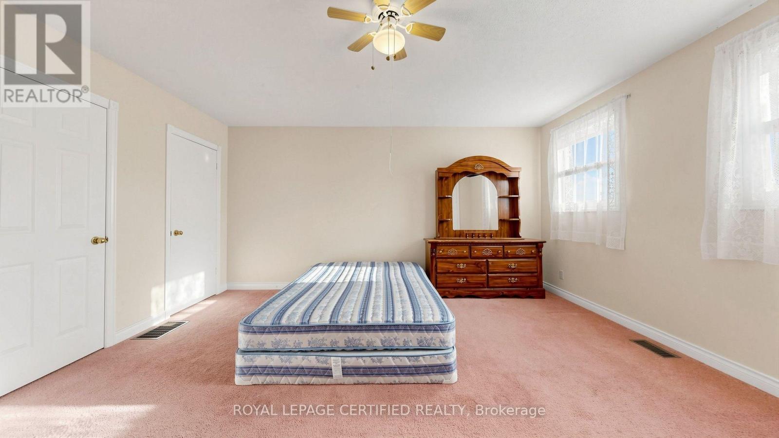 2 Gres Court Property Photo 27