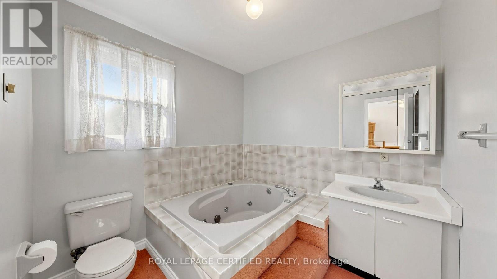 2 Gres Court Property Photo 30