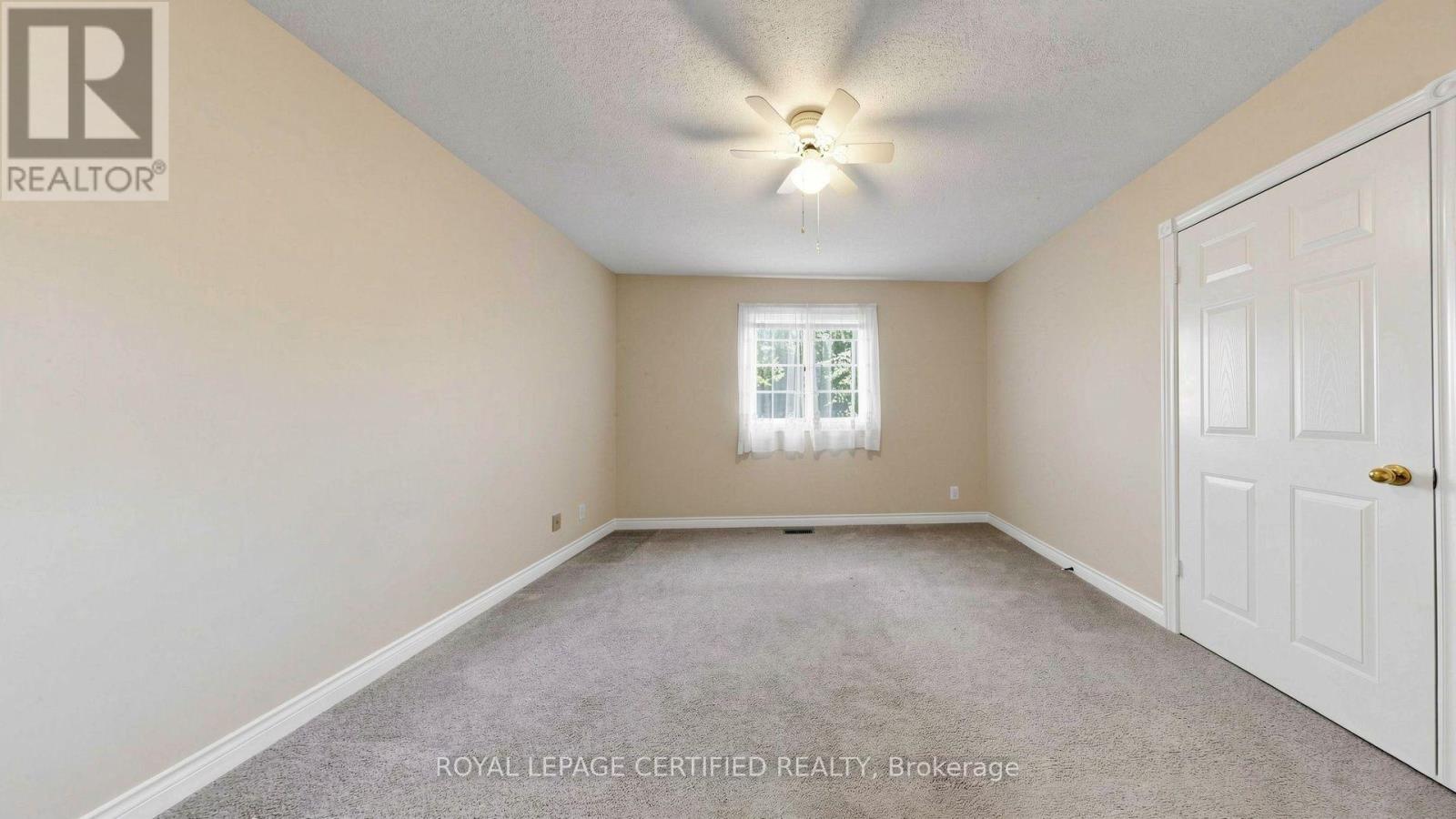 2 Gres Court Property Photo 33