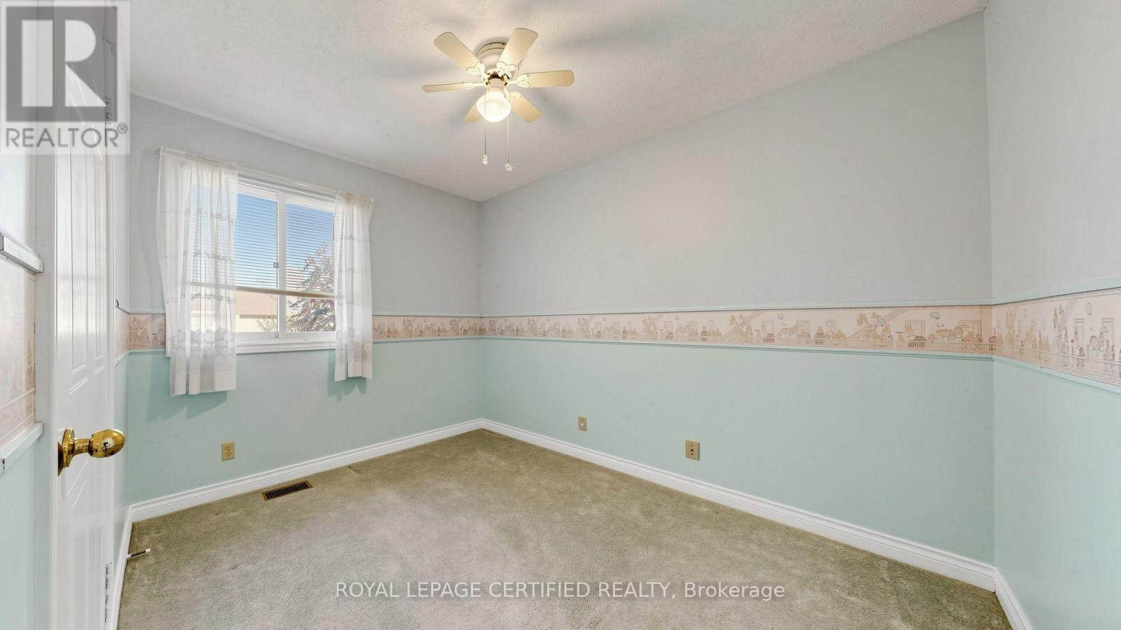 2 Gres Court Property Photo 36