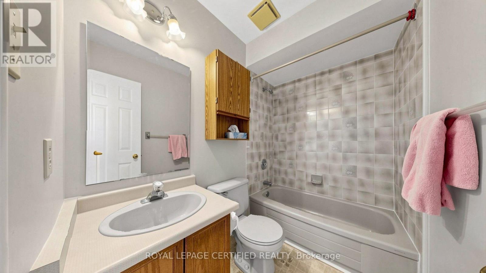 2 Gres Court Property Photo 37