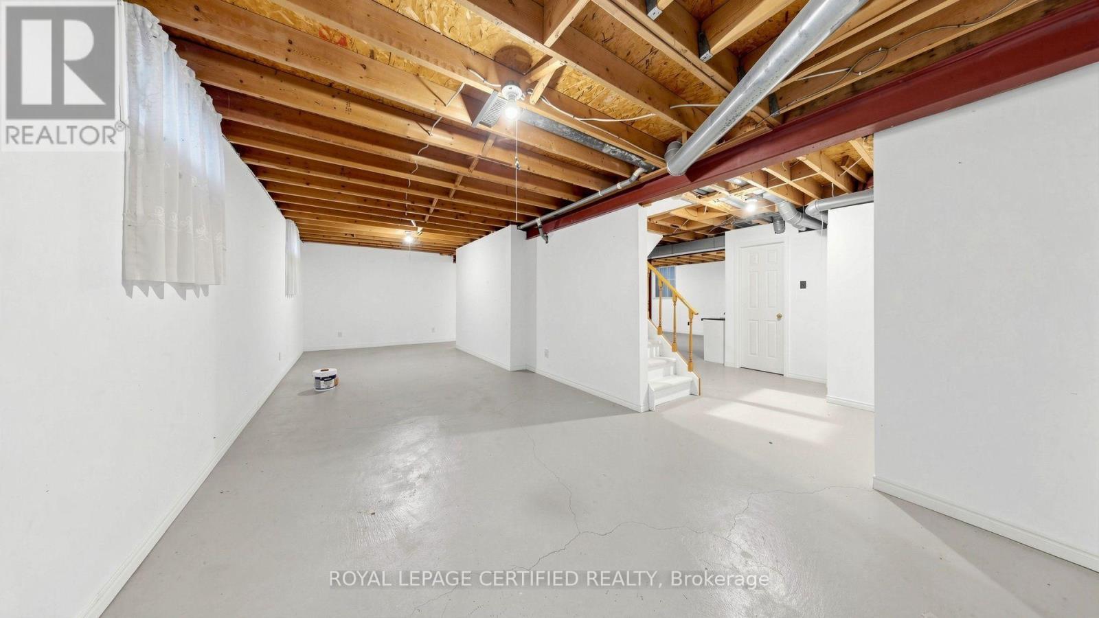2 Gres Court Property Photo 40