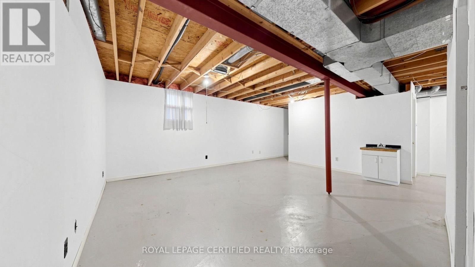 2 Gres Court Property Photo 42