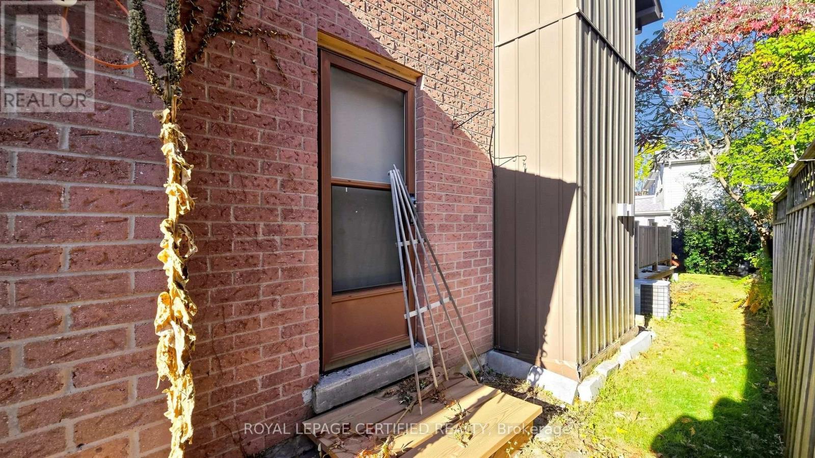 2 Gres Court Property Photo 50