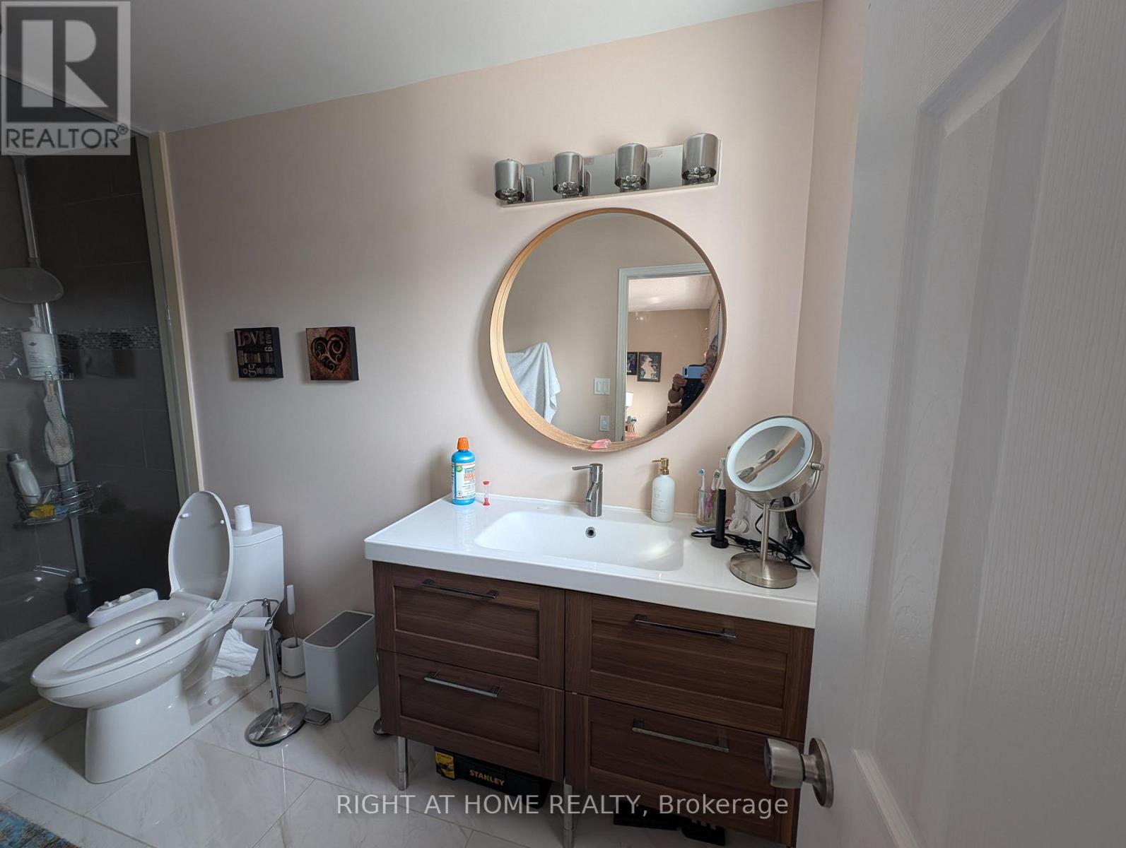 4 Bayel Crescent Property Photo 9