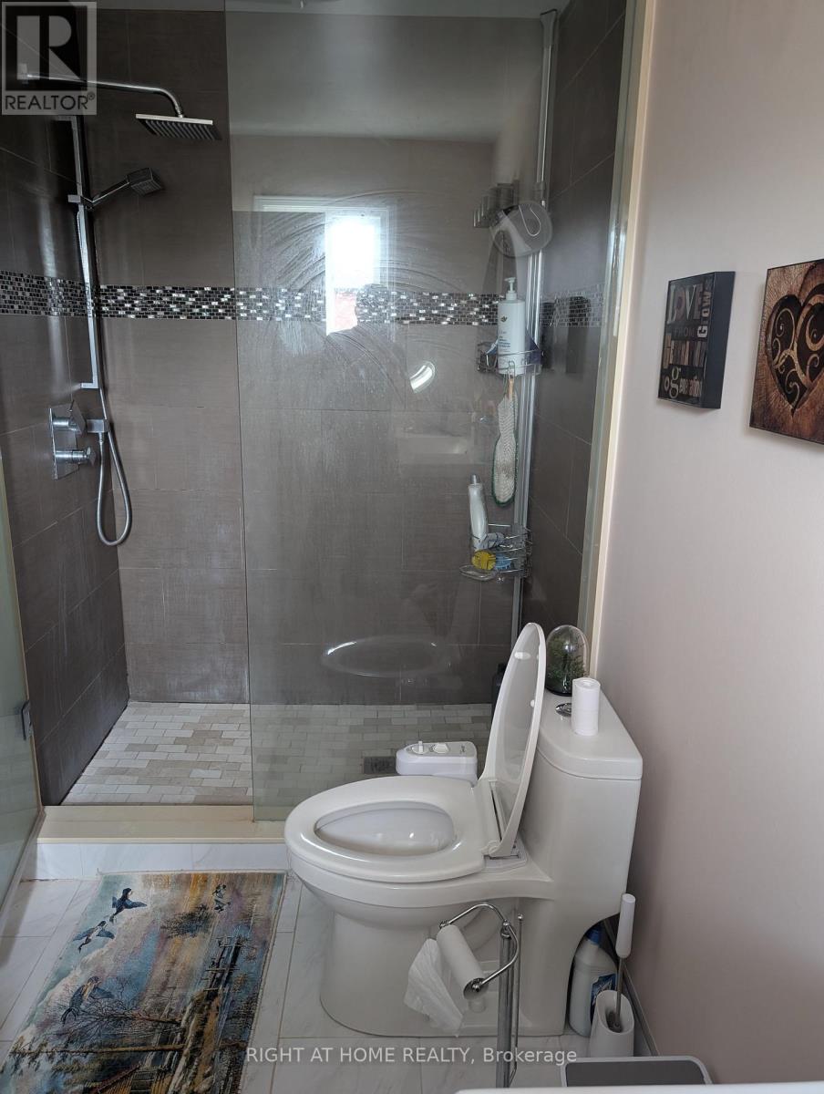 4 Bayel Crescent Property Photo 10