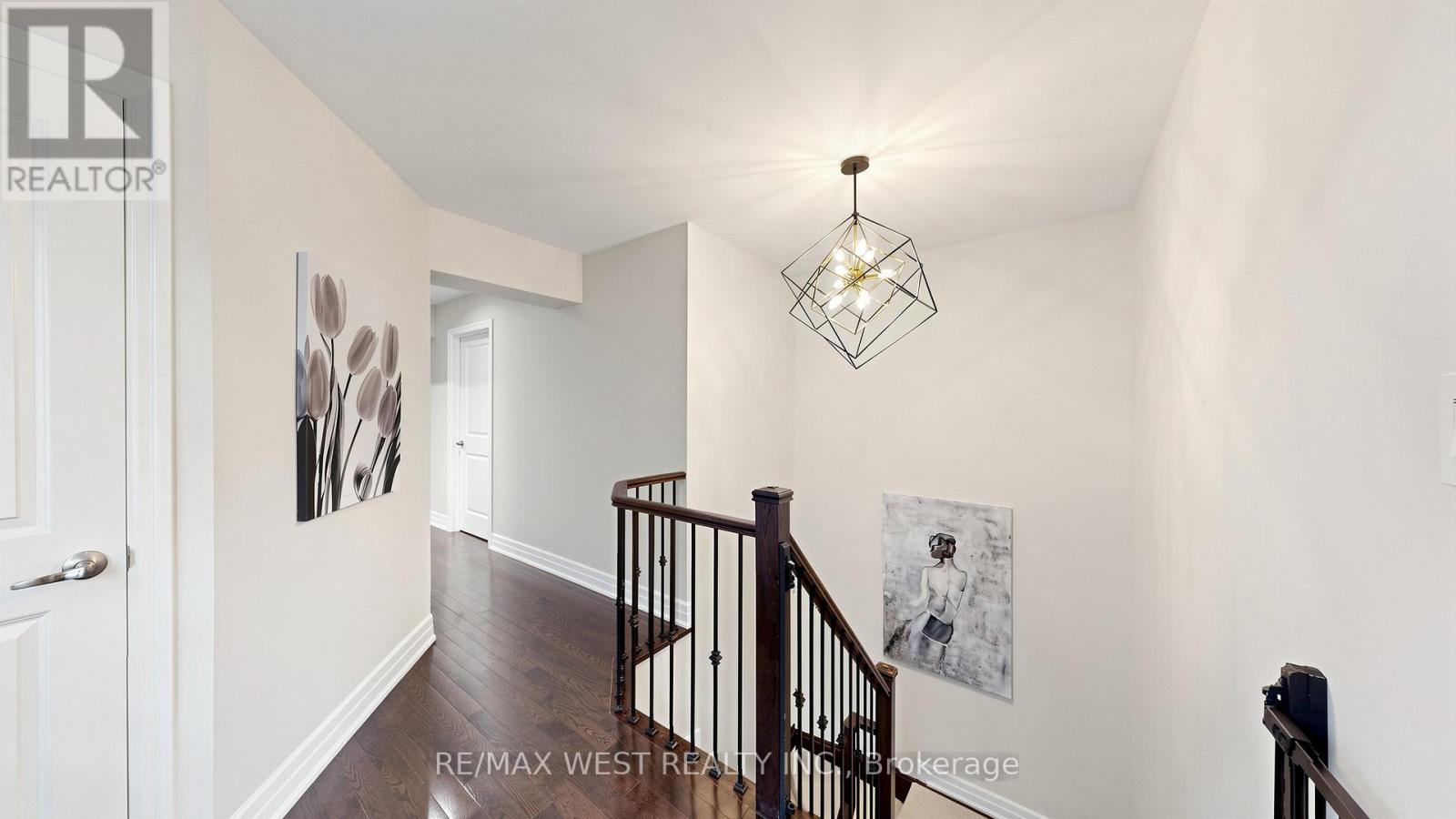 57 Alex Campbell Crescent Property Photo 14