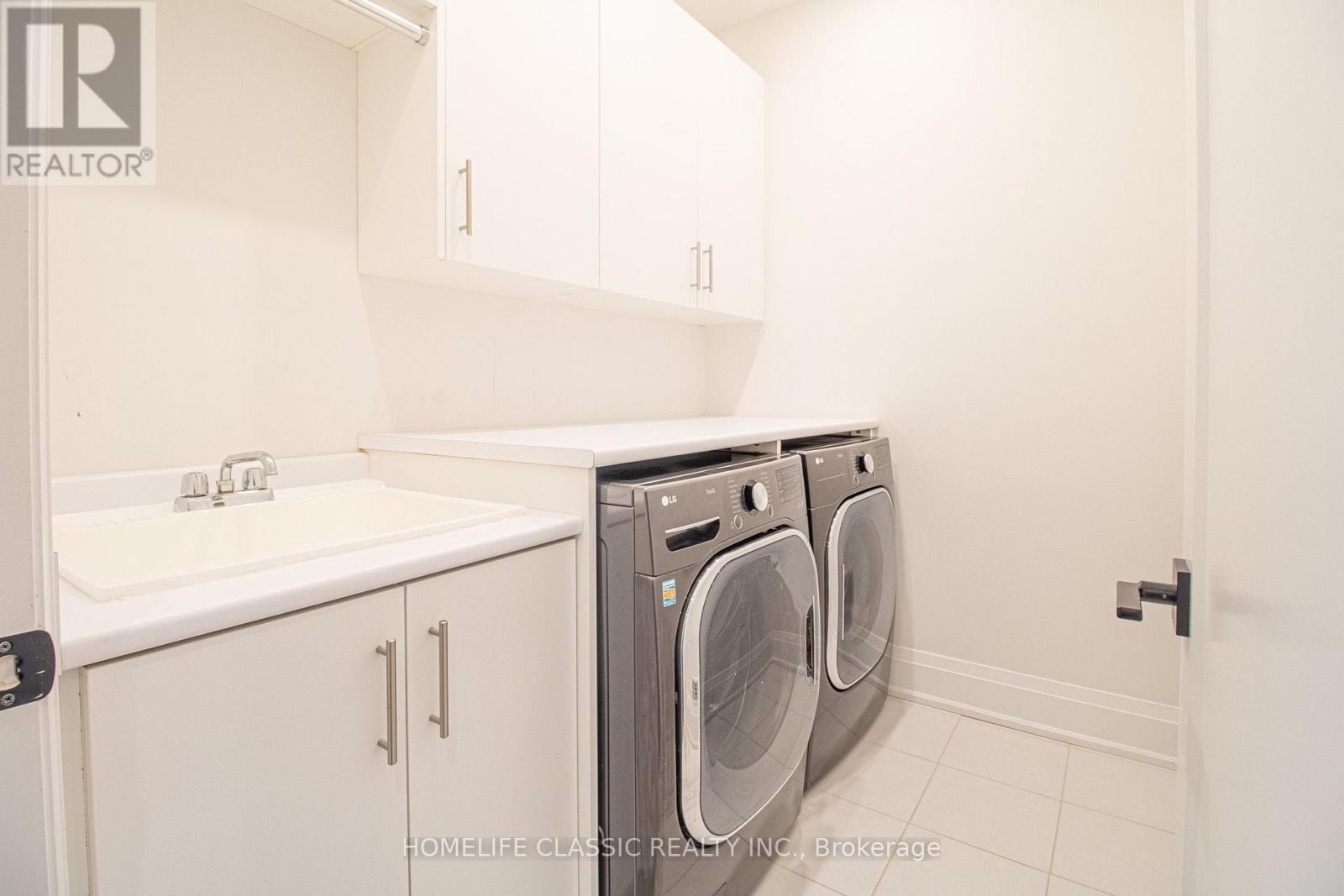 43 Longworth Avenue Property Photo 23
