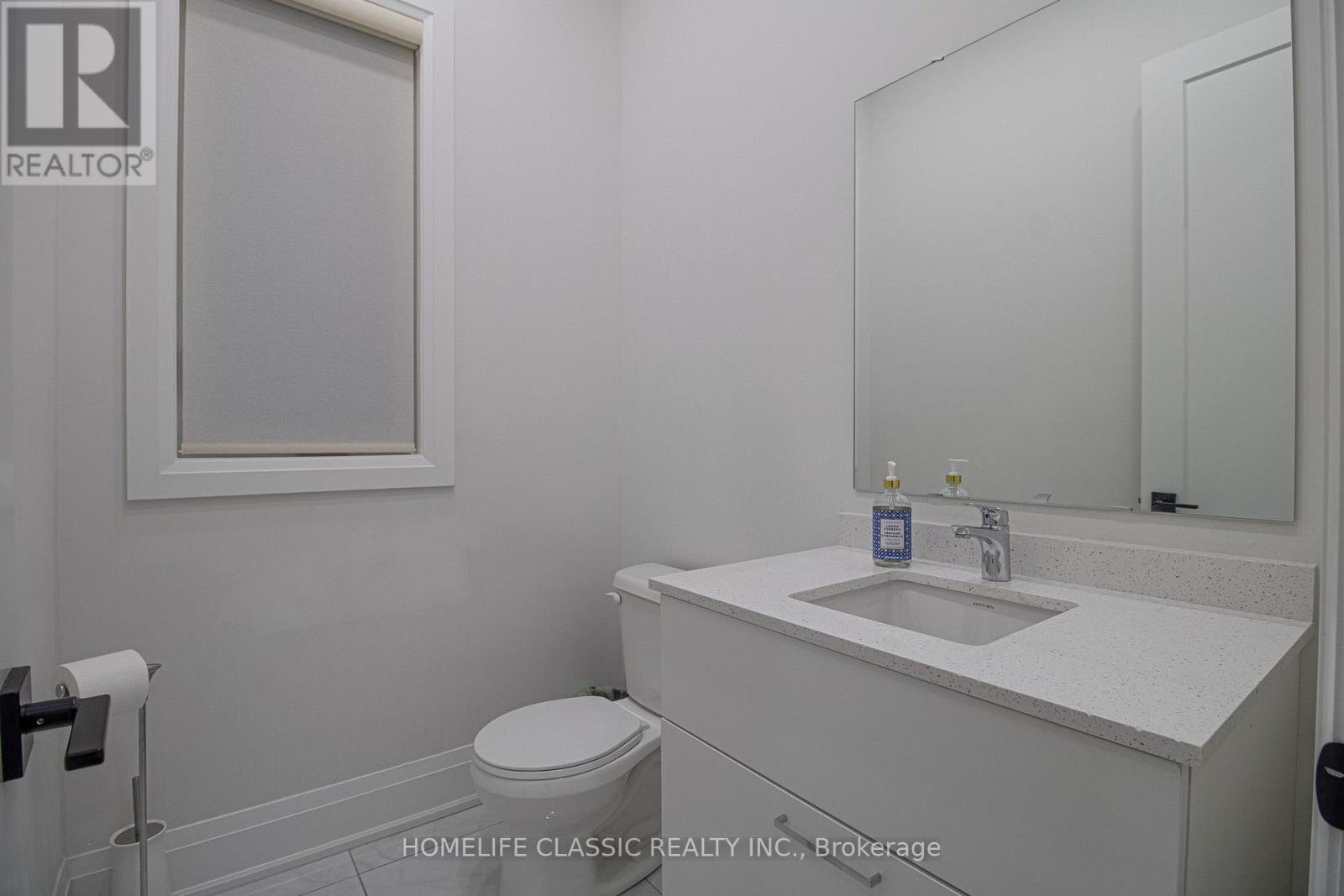 43 Longworth Avenue Property Photo 24