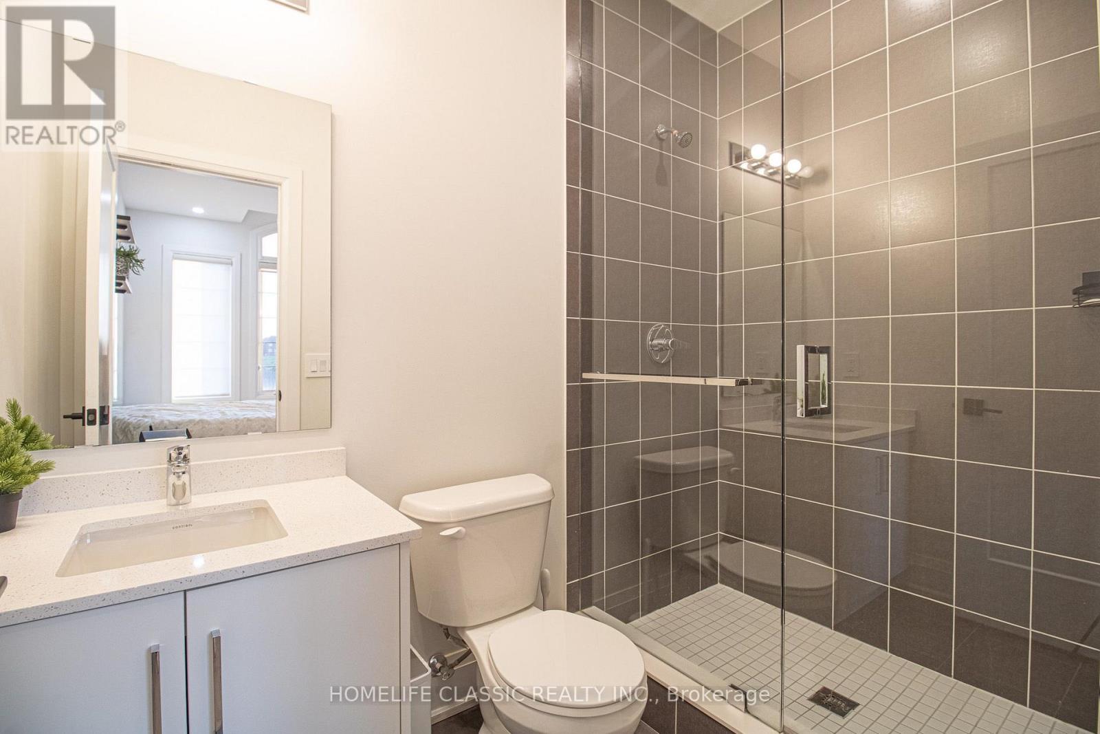 43 Longworth Avenue Property Photo 27