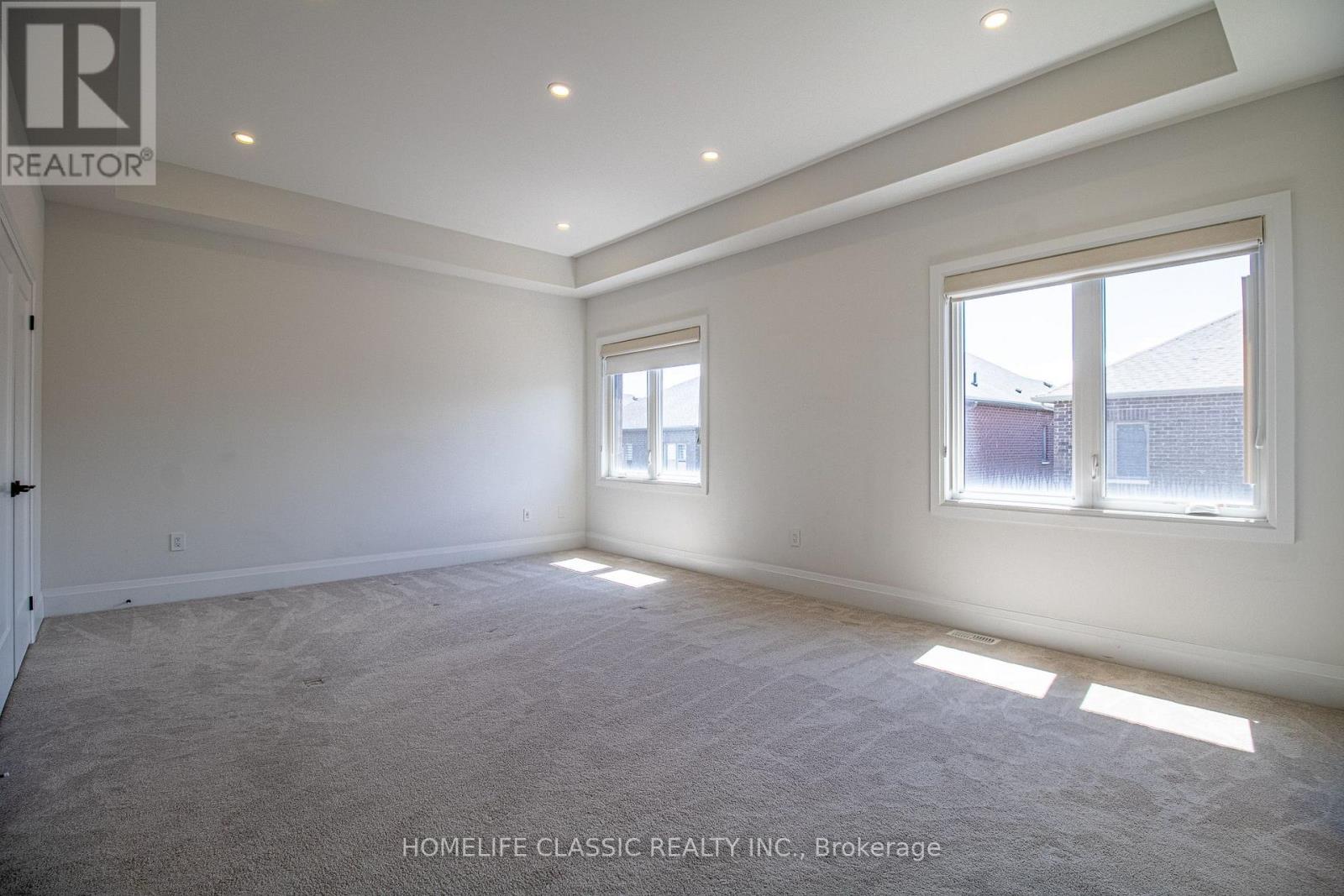 43 Longworth Avenue Property Photo 33
