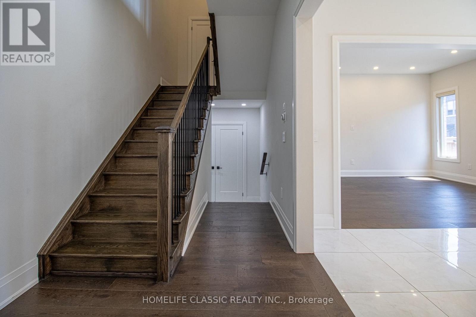 43 Longworth Avenue Property Photo 34