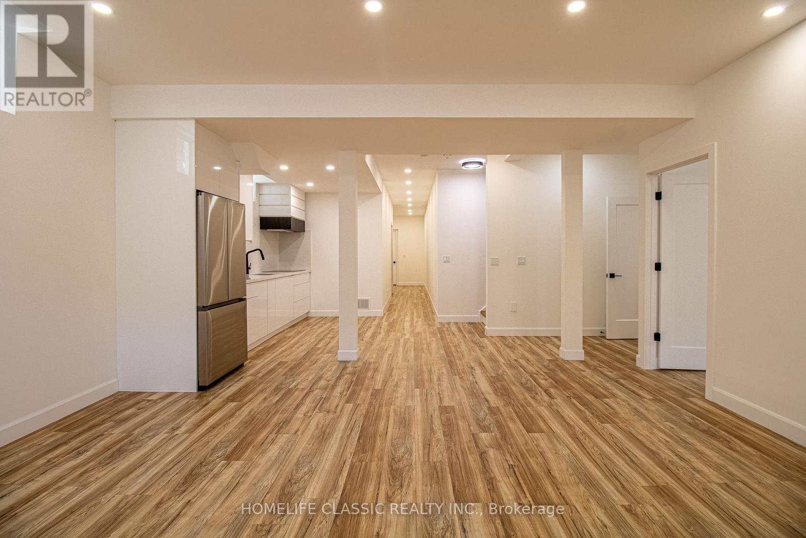 43 Longworth Avenue Property Photo 36
