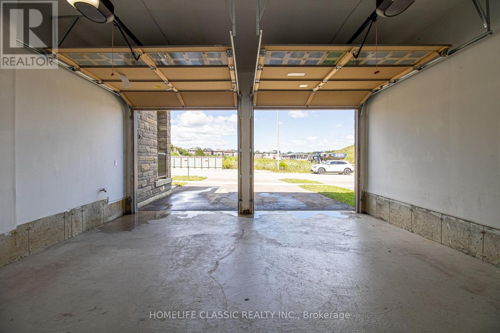 43 Longworth Avenue Property Photo 46