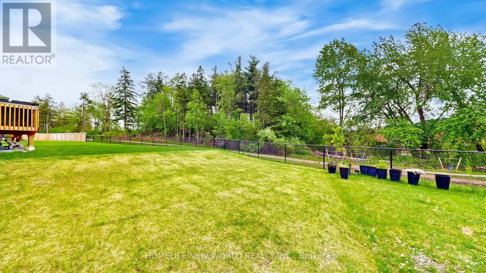 19 Ahchie Court Property Photo 46