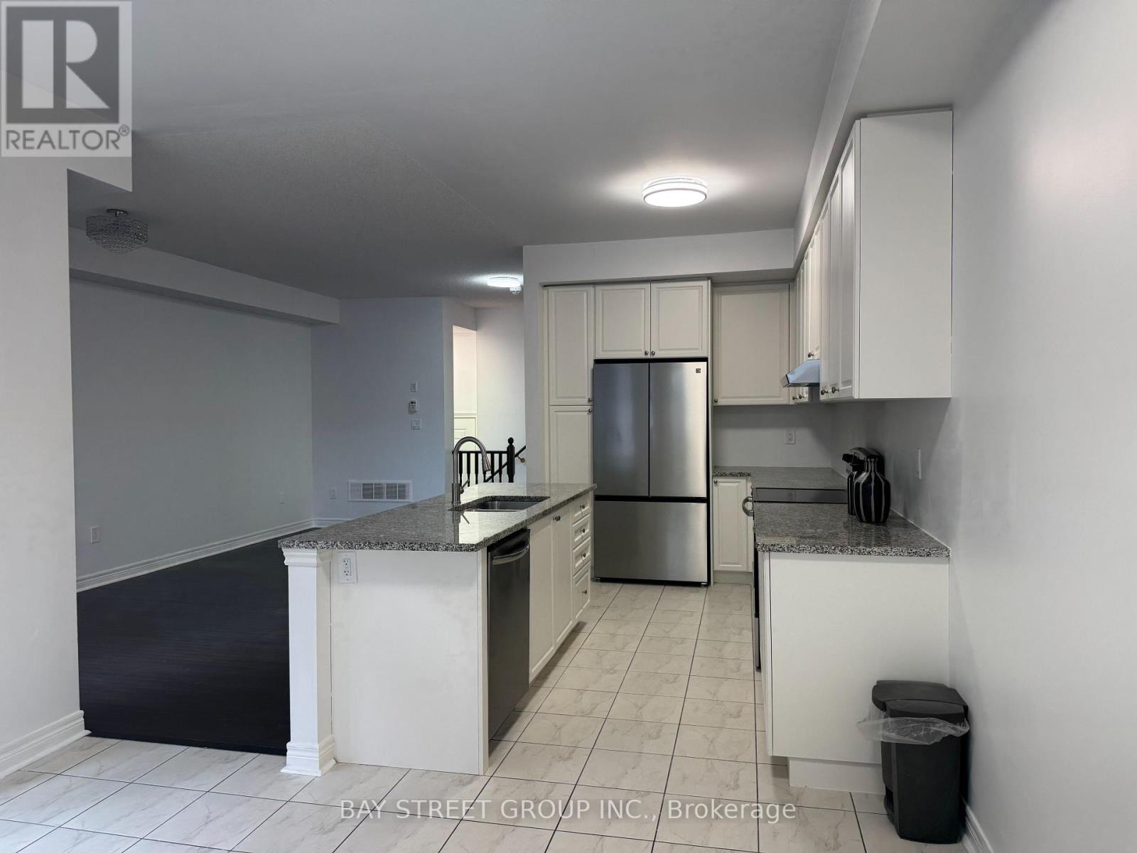 63 Port Arthur Crescent Property Photo 9