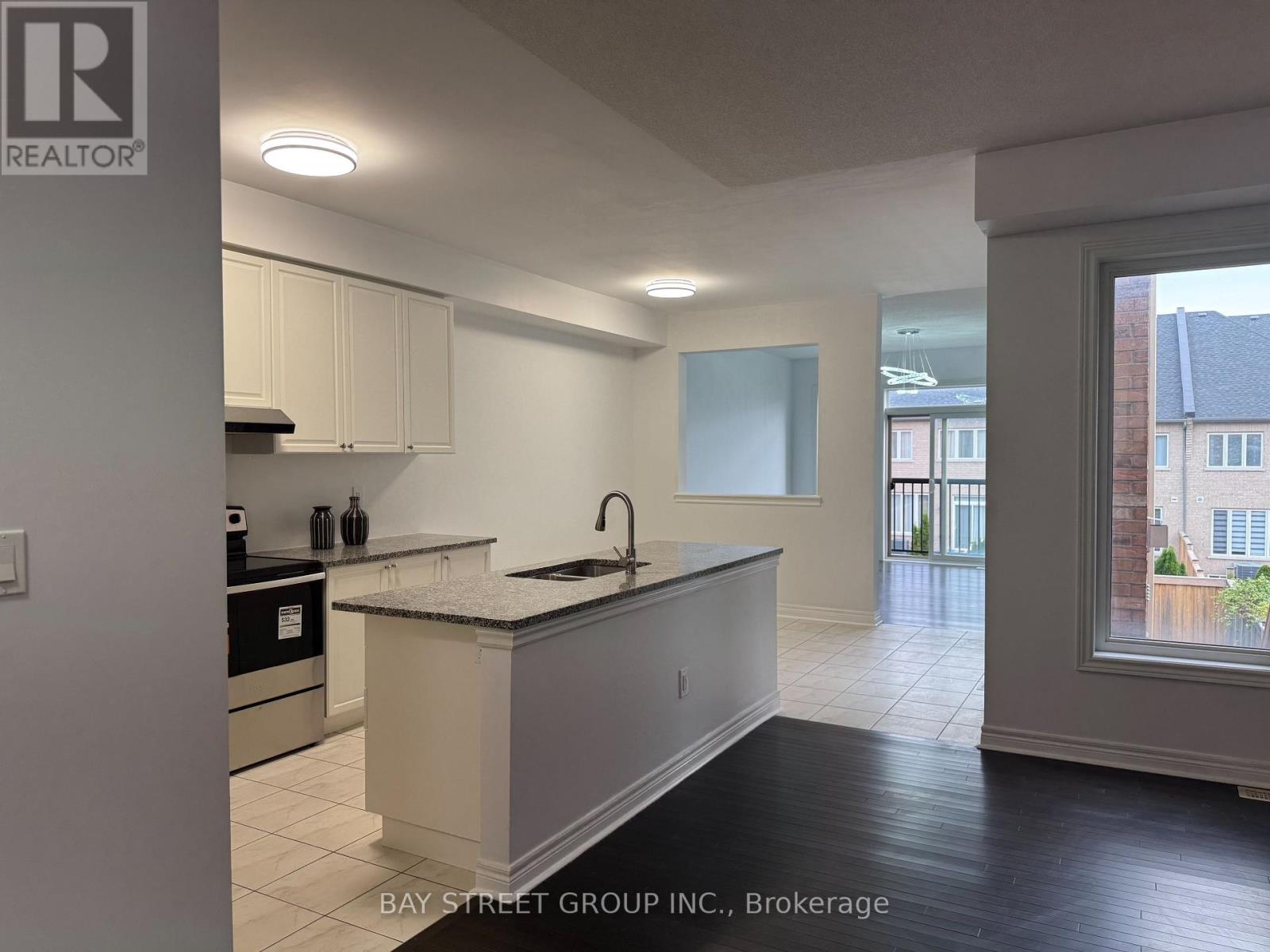 63 Port Arthur Crescent Property Photo 10