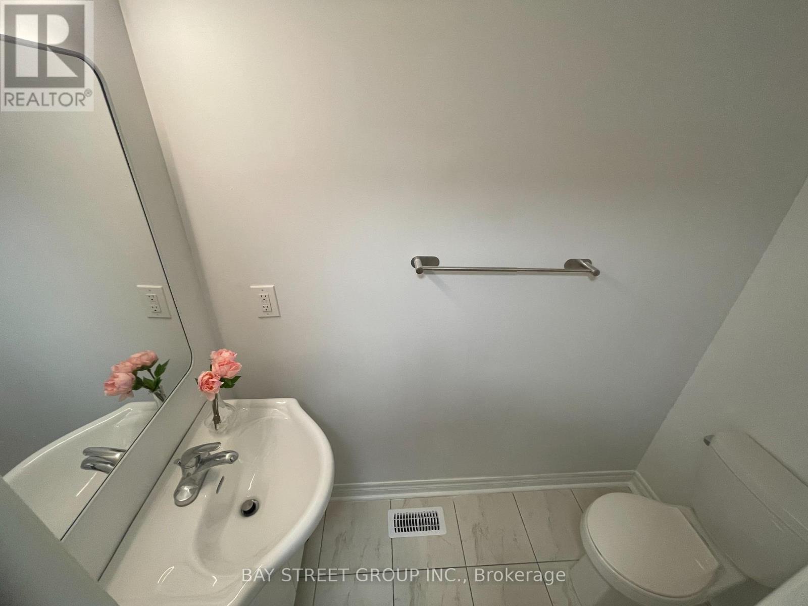 63 Port Arthur Crescent Property Photo 13