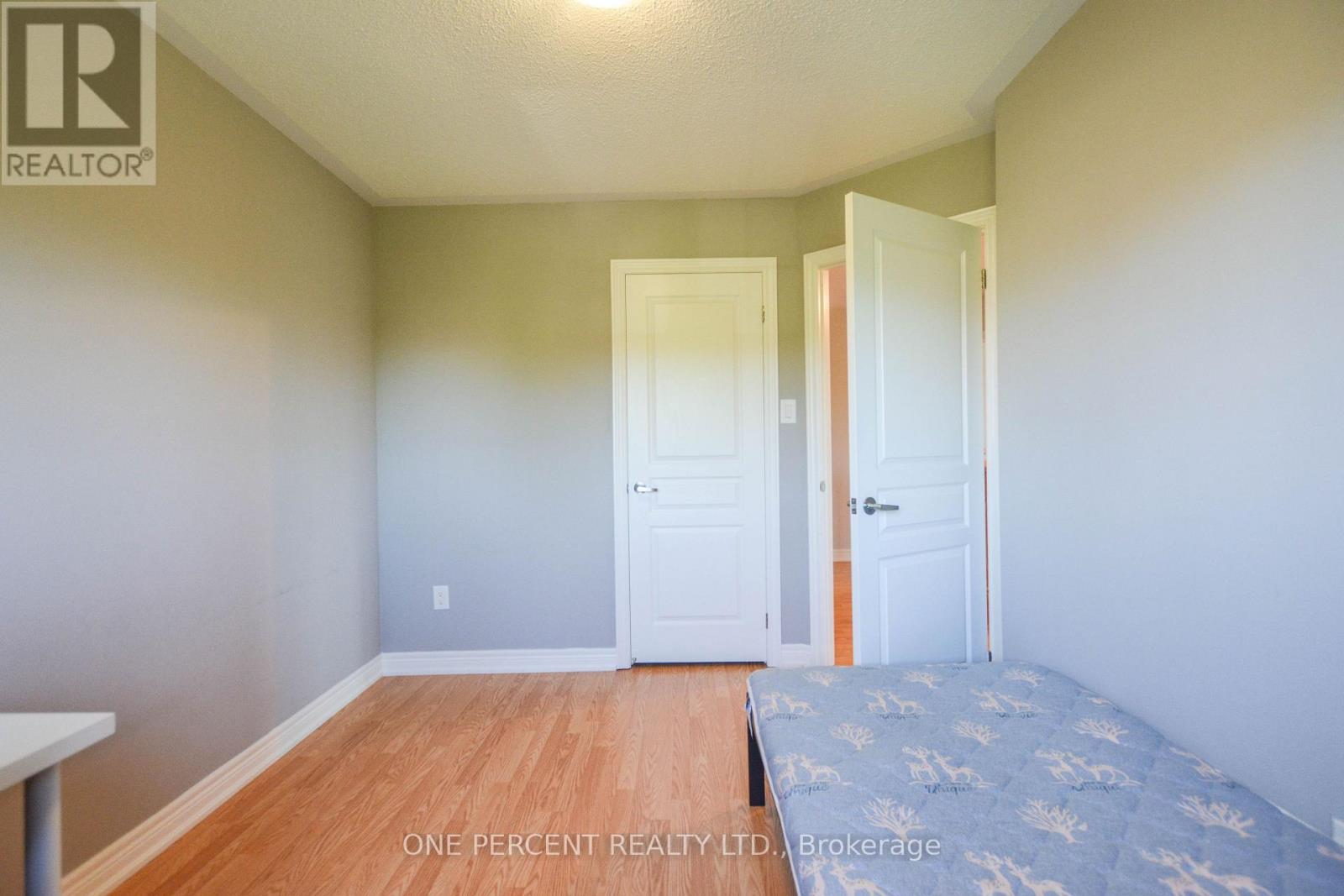 85 Benjamin Hood Crescent Property Photo 27