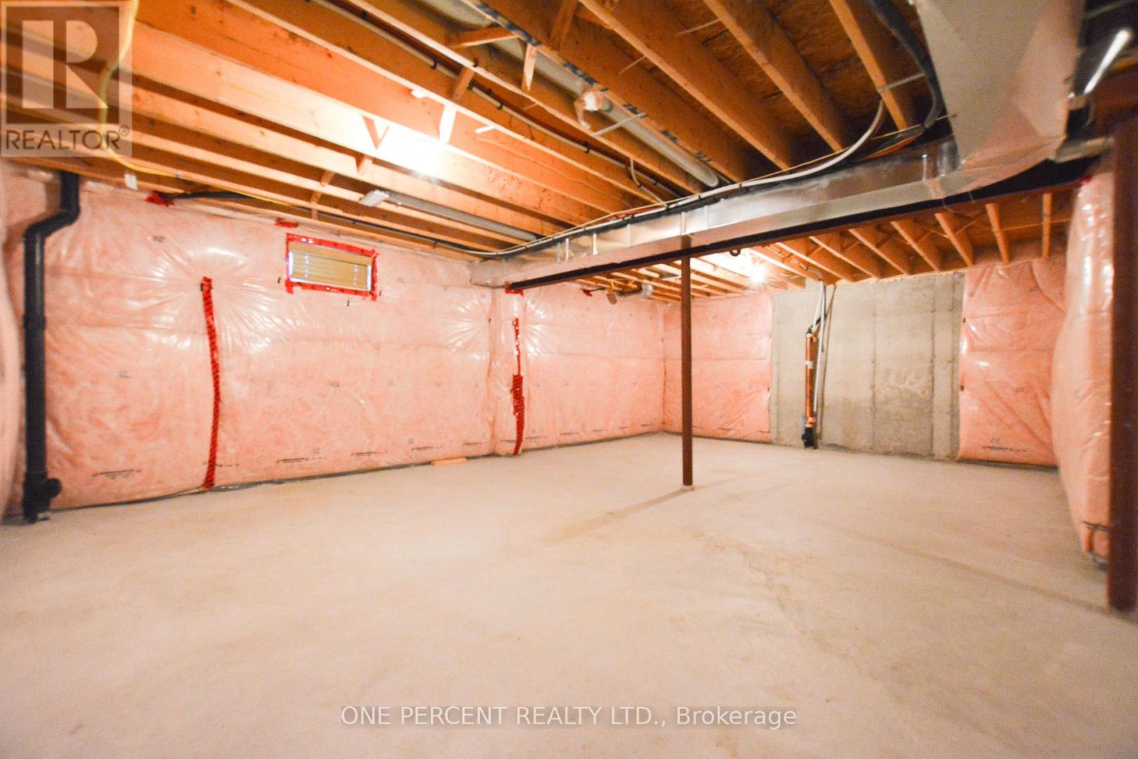 85 Benjamin Hood Crescent Property Photo 30