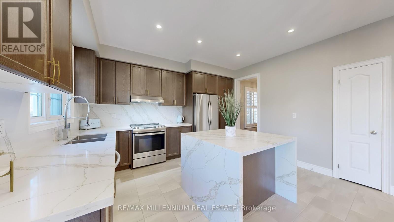 845 Langford Boulevard Property Photo 15