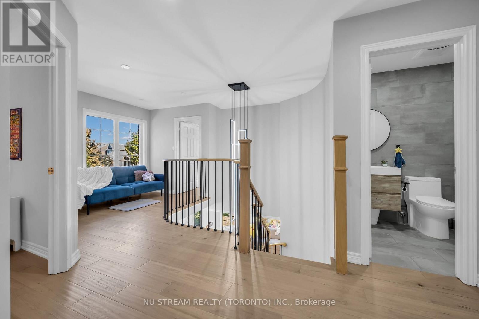30 Pinecrest Street Property Photo 23