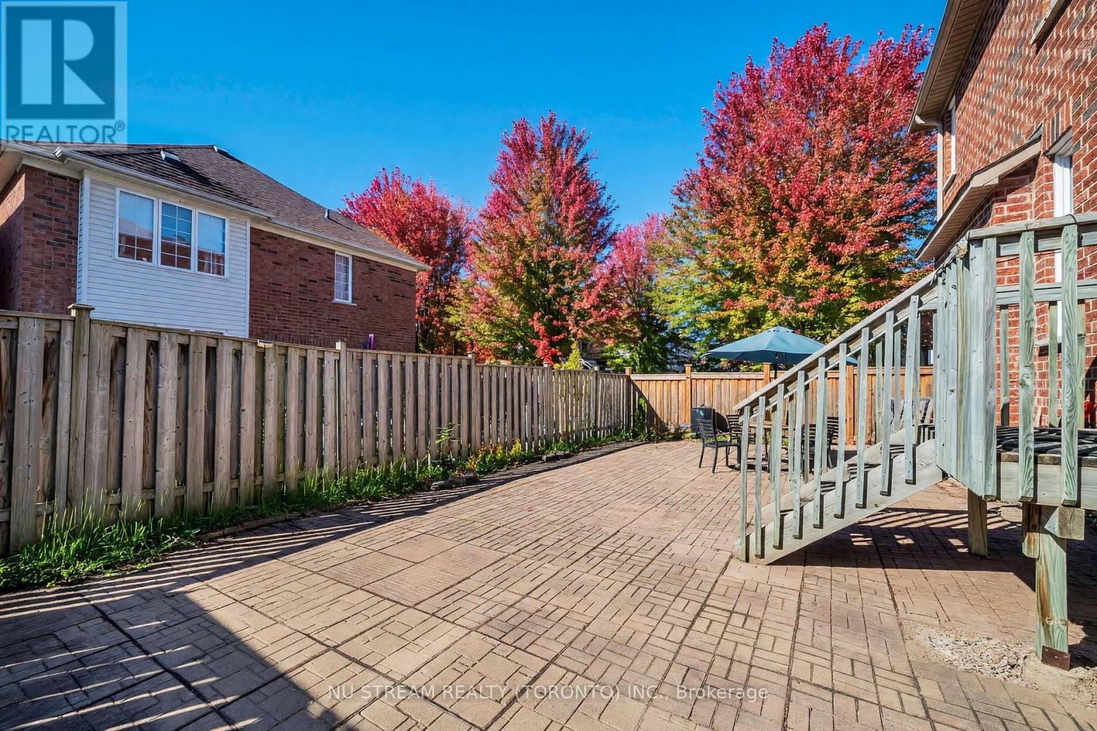 30 Pinecrest Street Property Photo 44