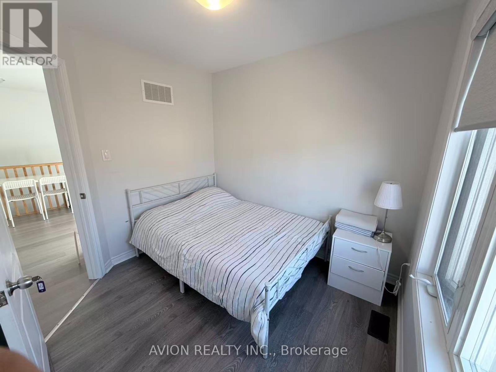 Coach House - 542 Whites Hill Avenue Property Photo 6